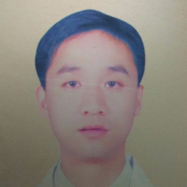 黄年斌