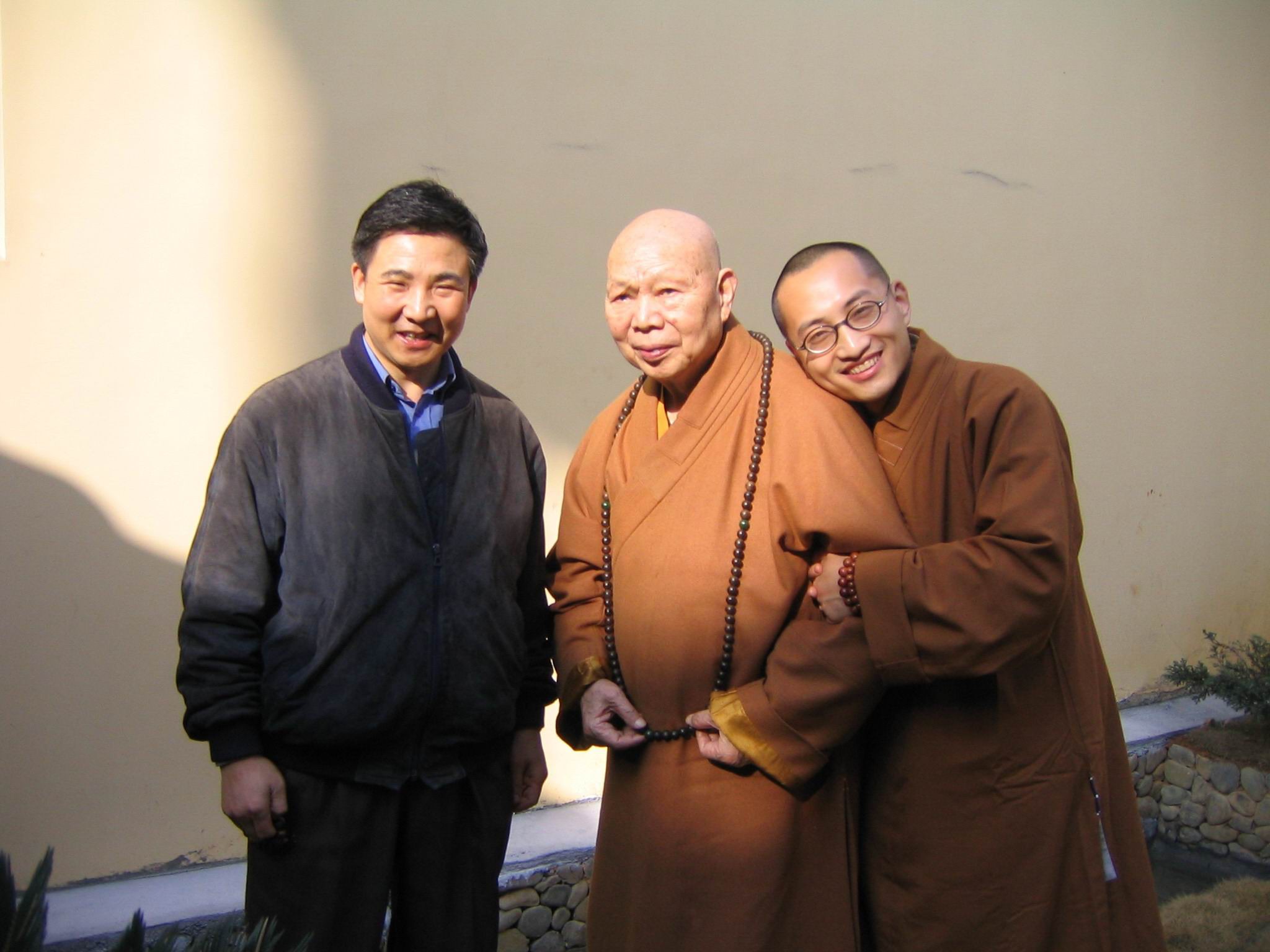 胥荣东