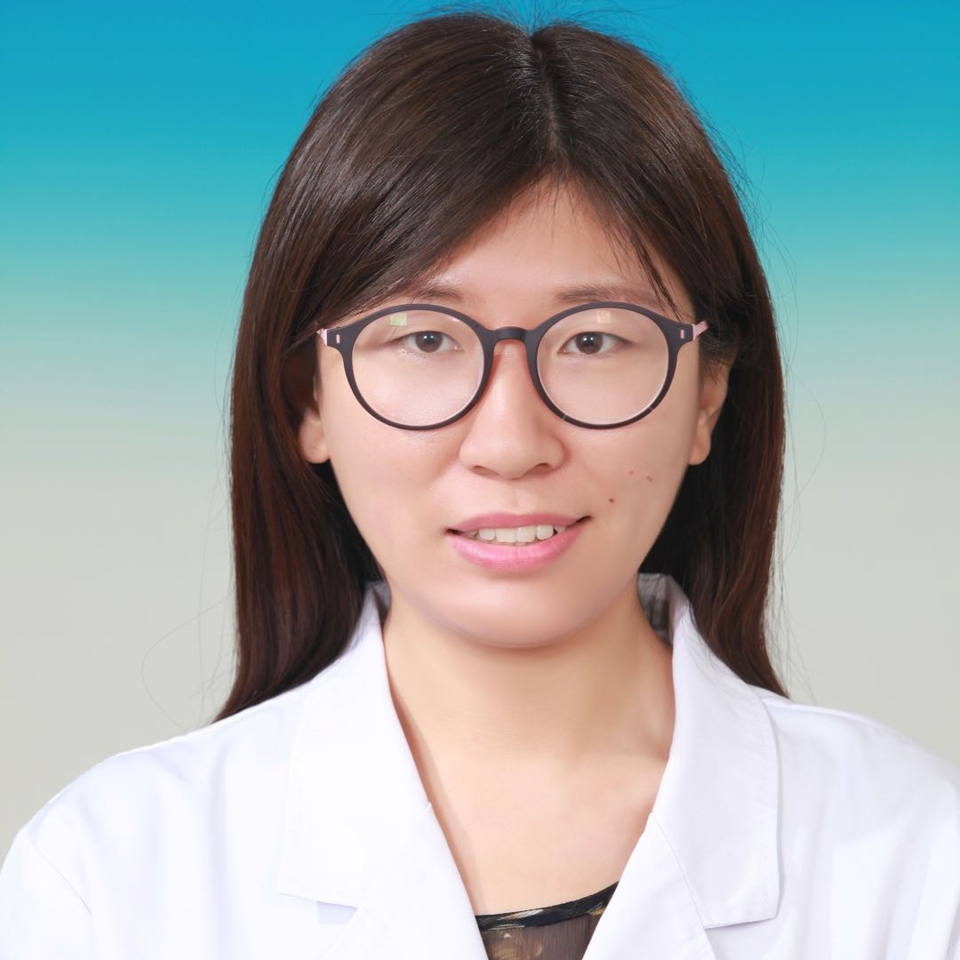 张莹