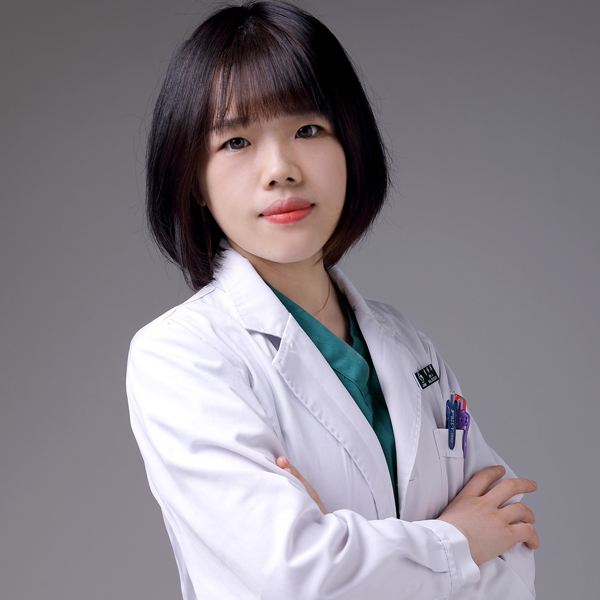 李伟华
