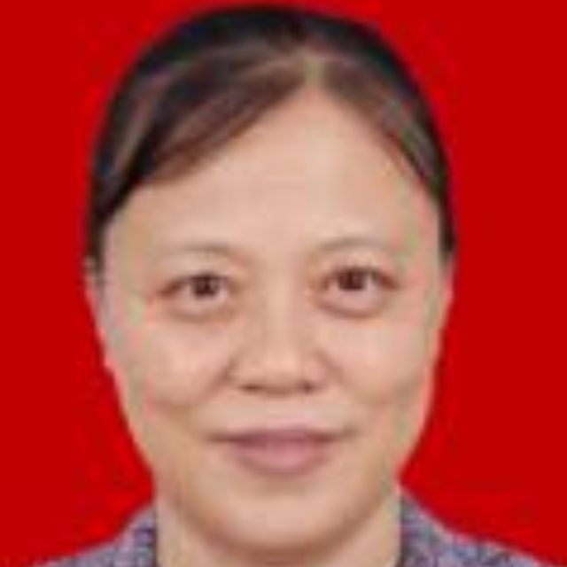 李万瑶