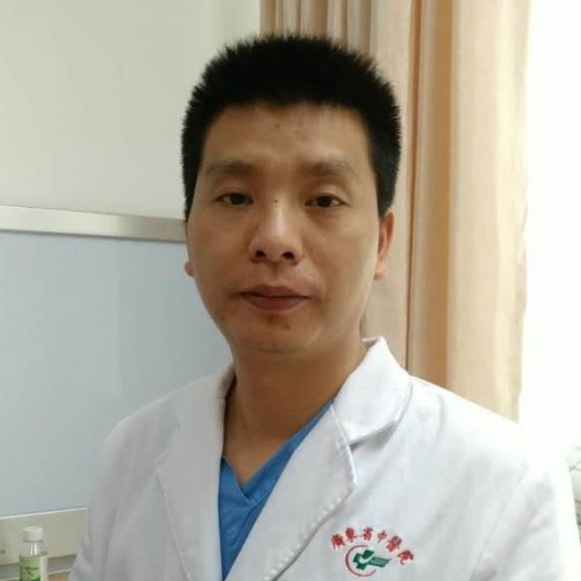 何铭锋