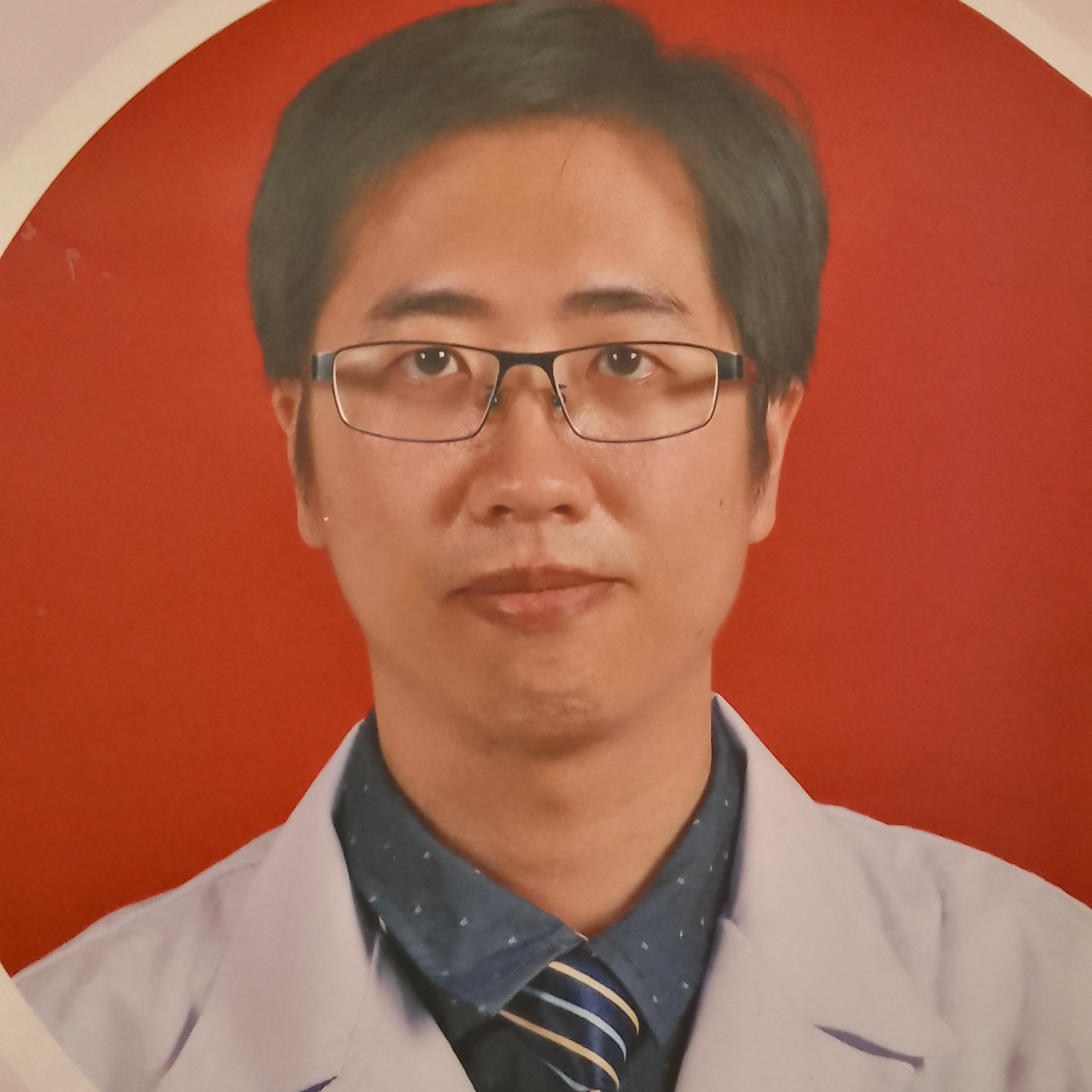 殷新