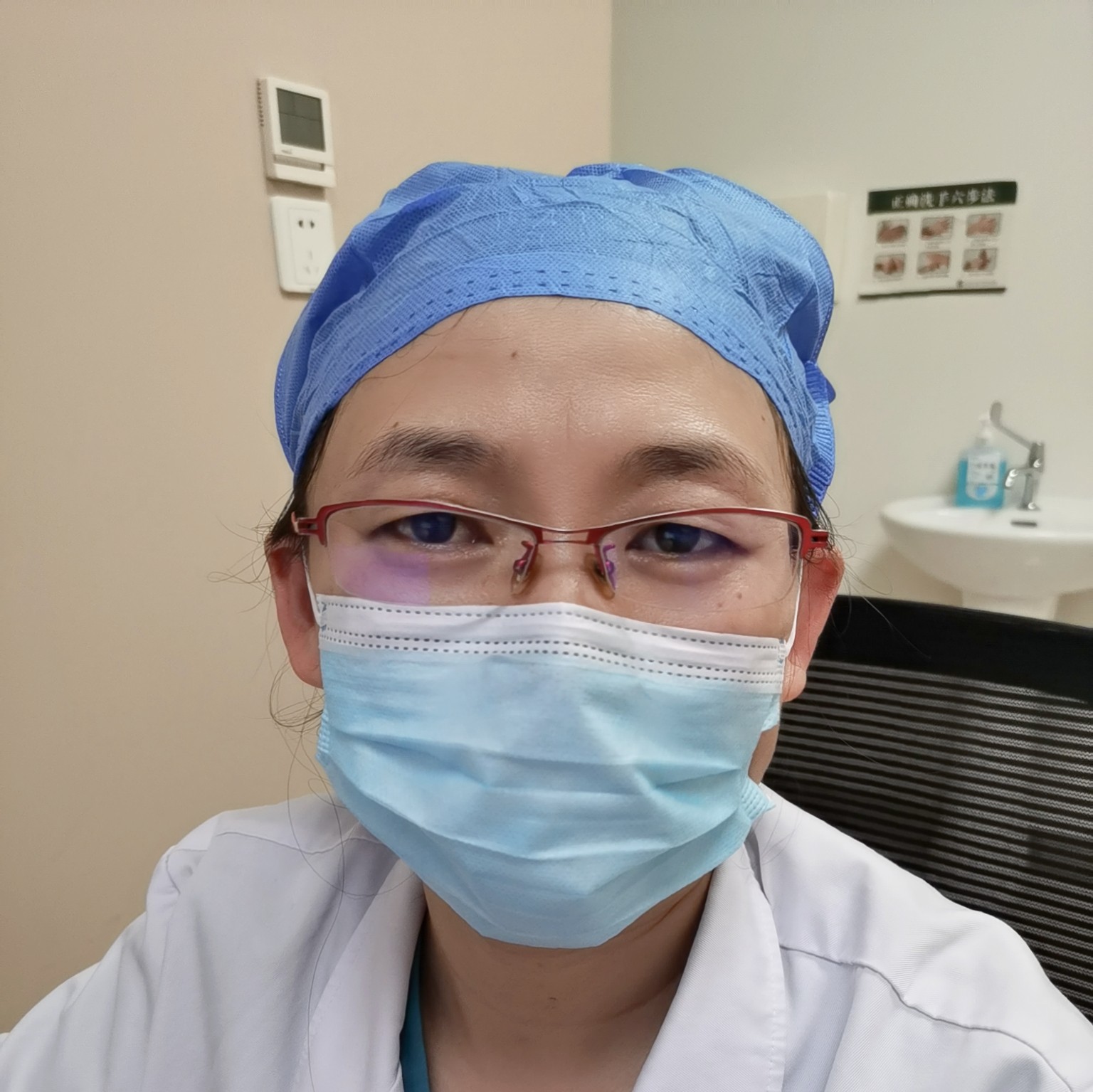 杨学伶