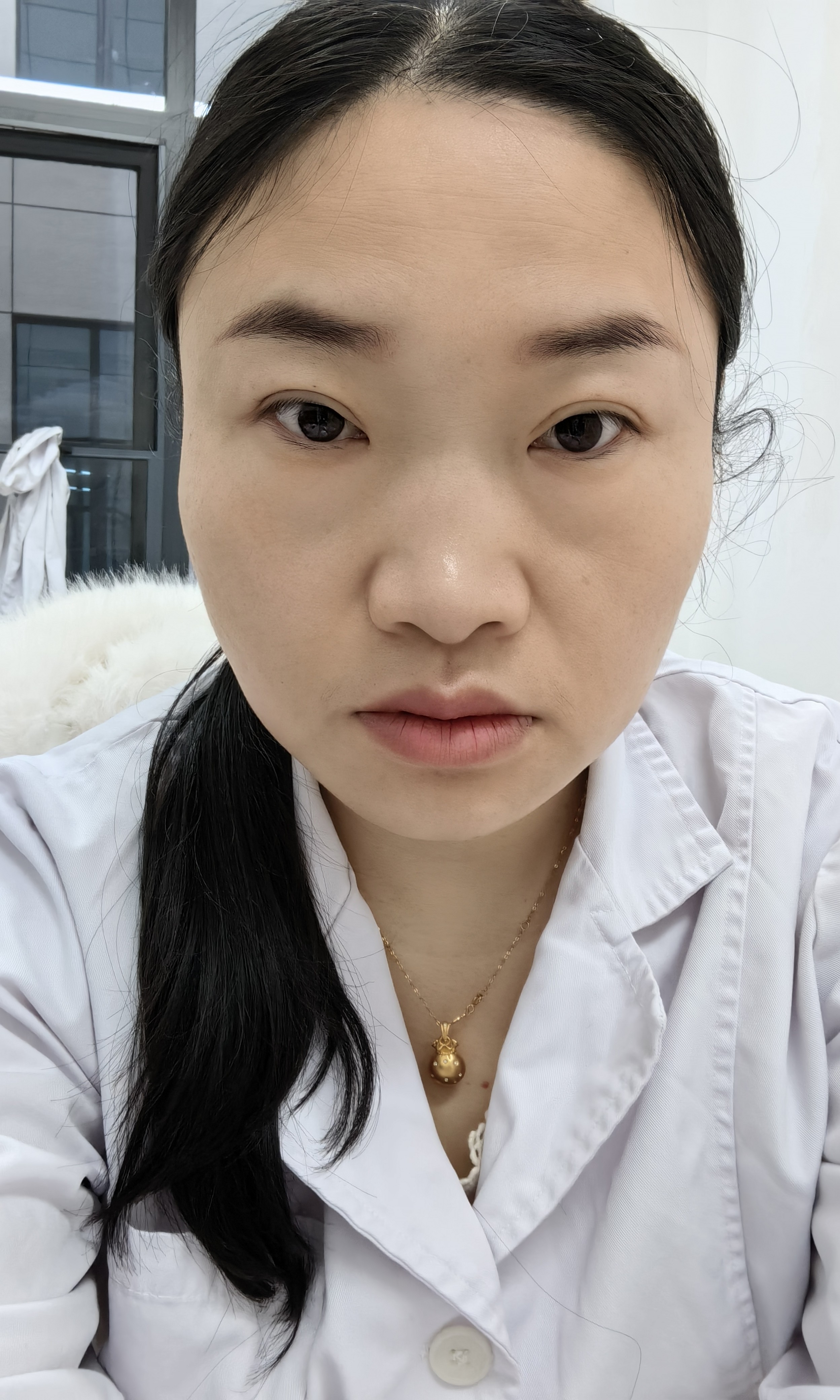王炜妍