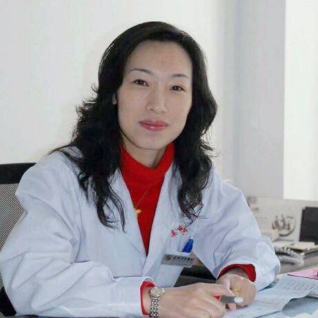 侯明