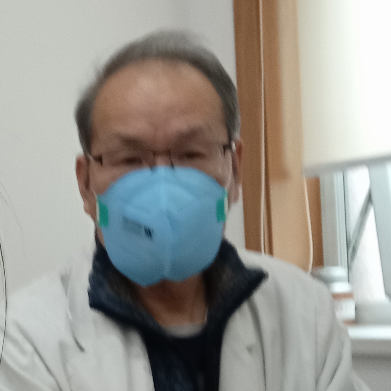 龙友余