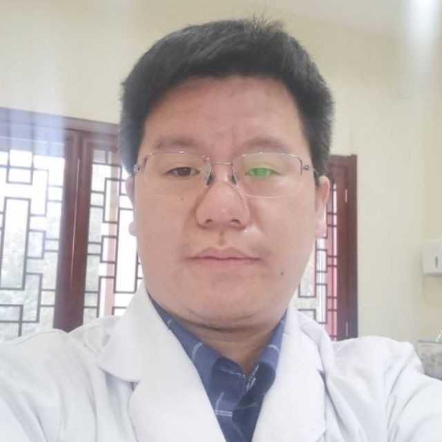 覃松柏