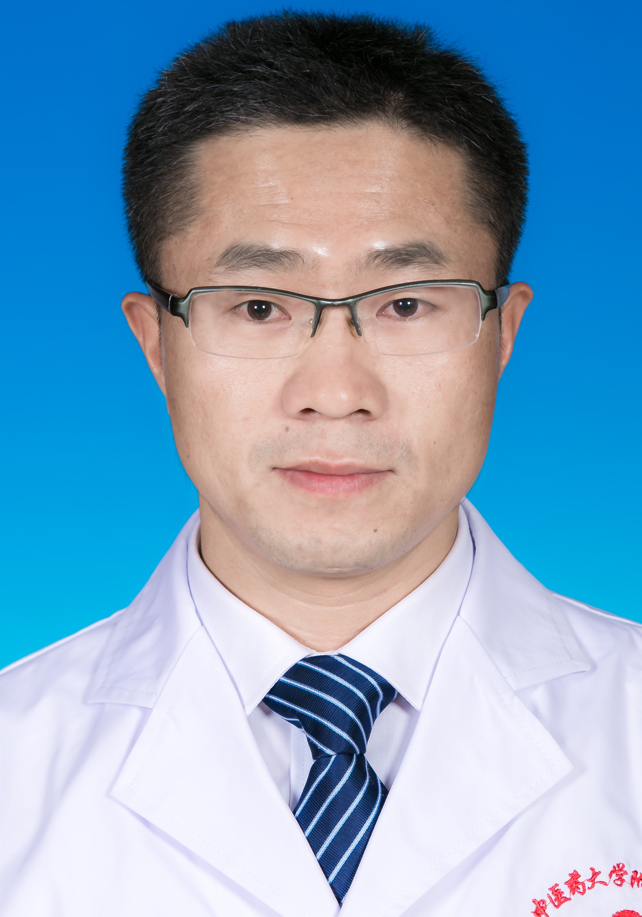 李群生