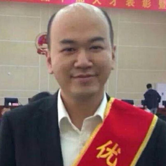 卢俊光
