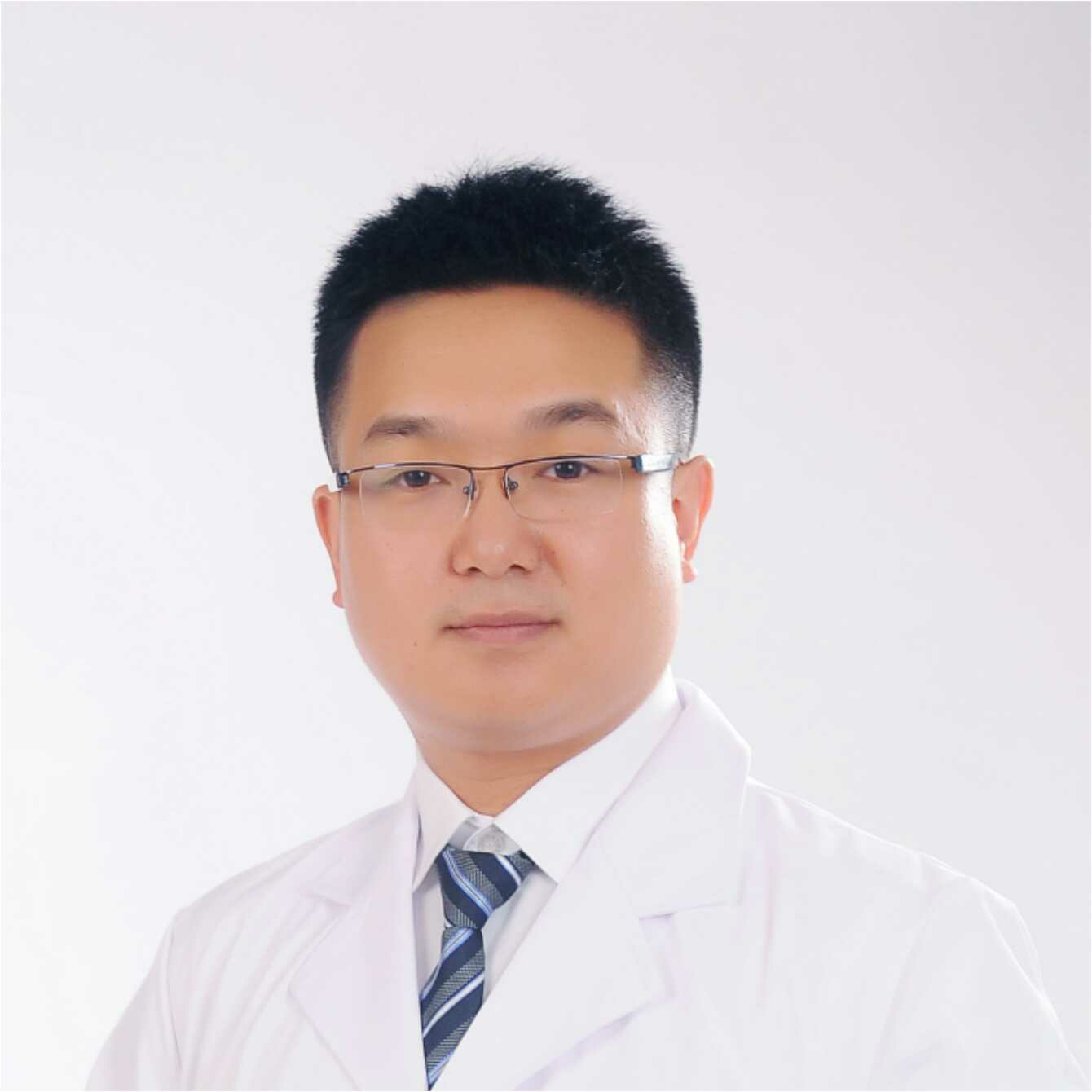 应航宇