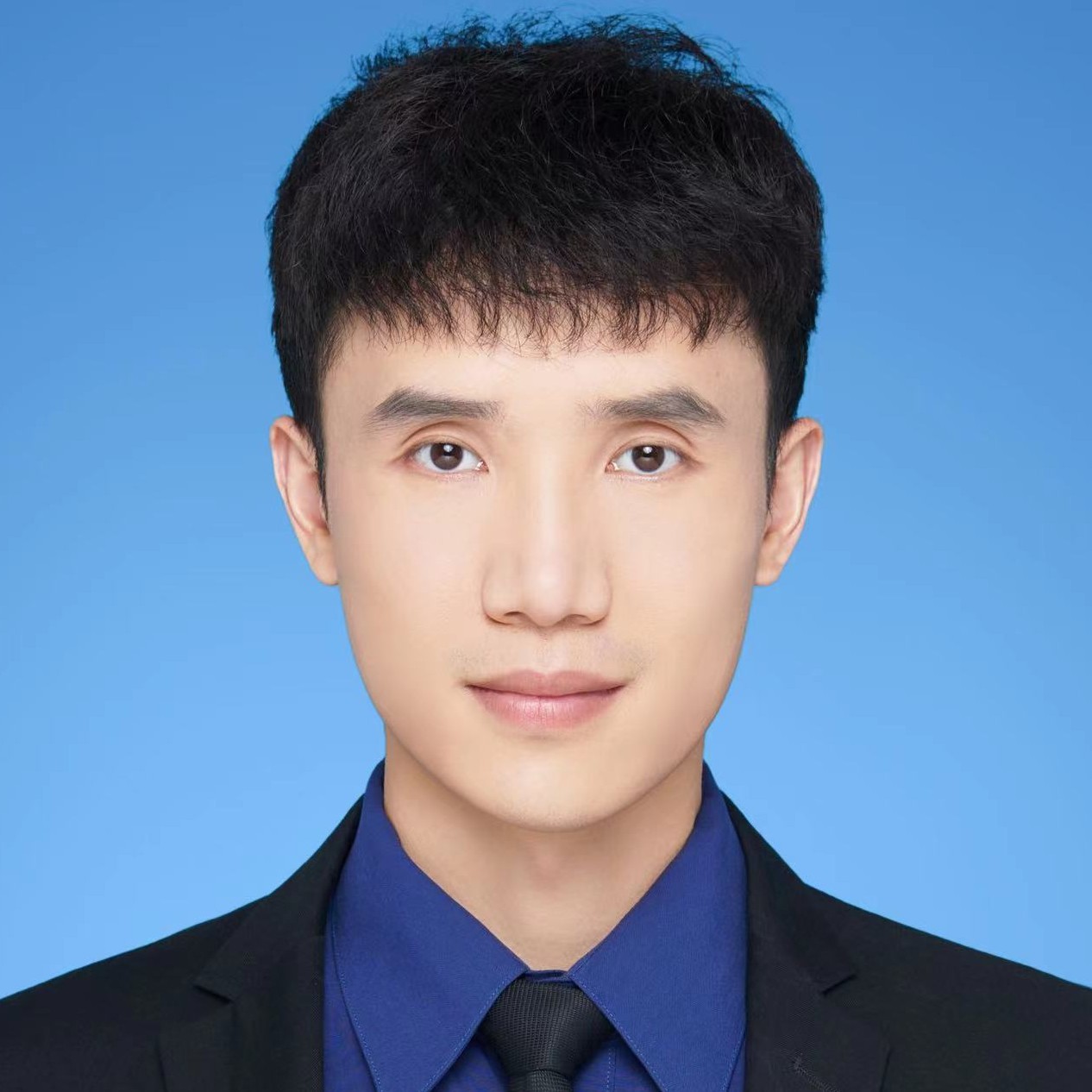 罗招亮