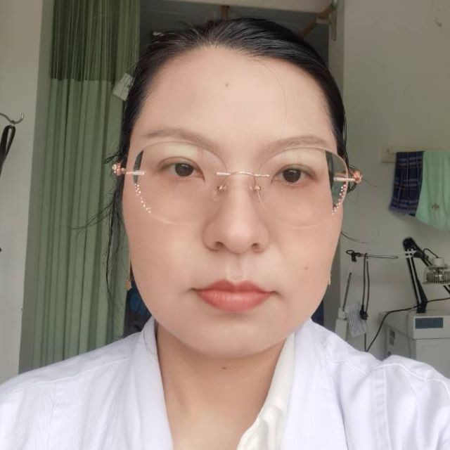 贾琼珍