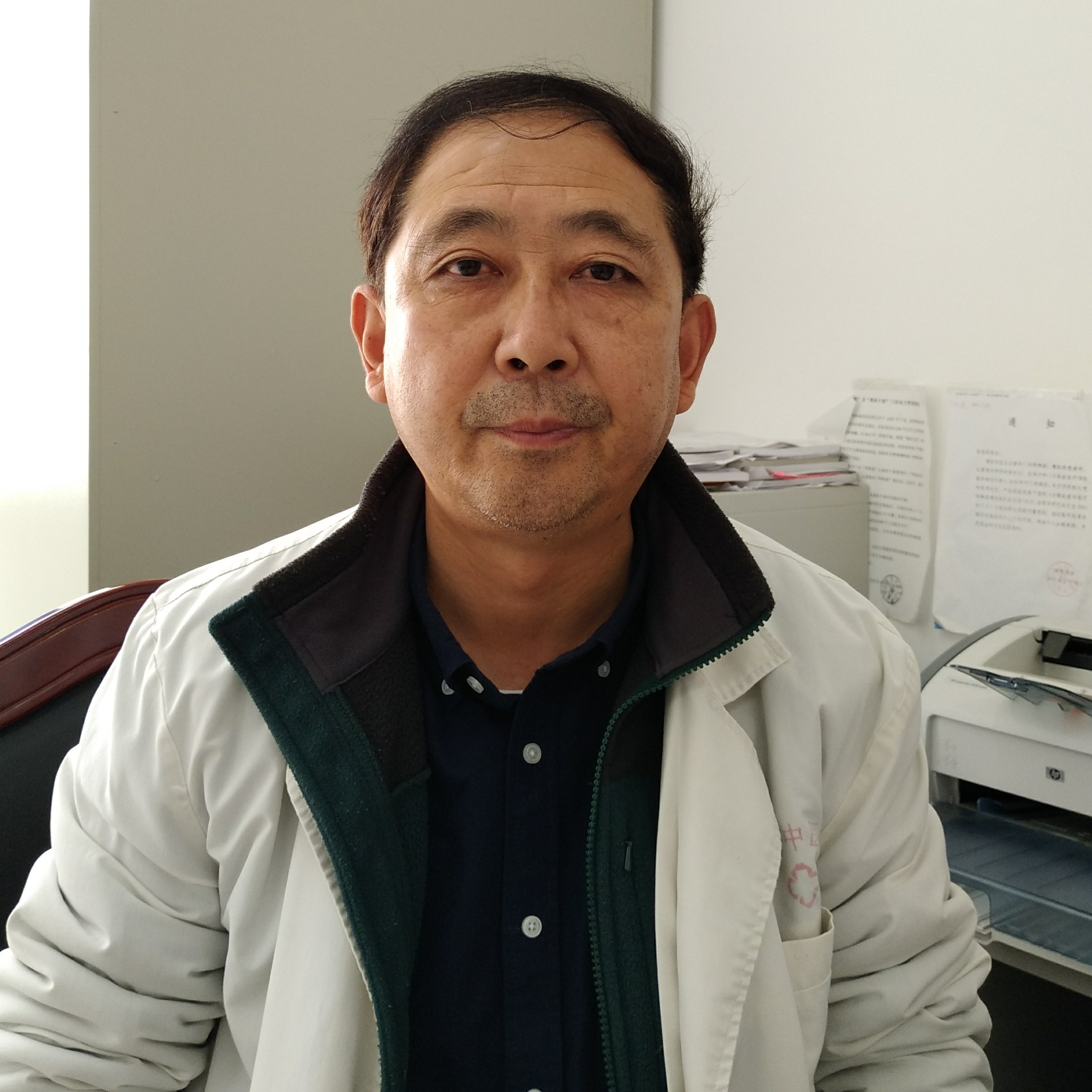付伟