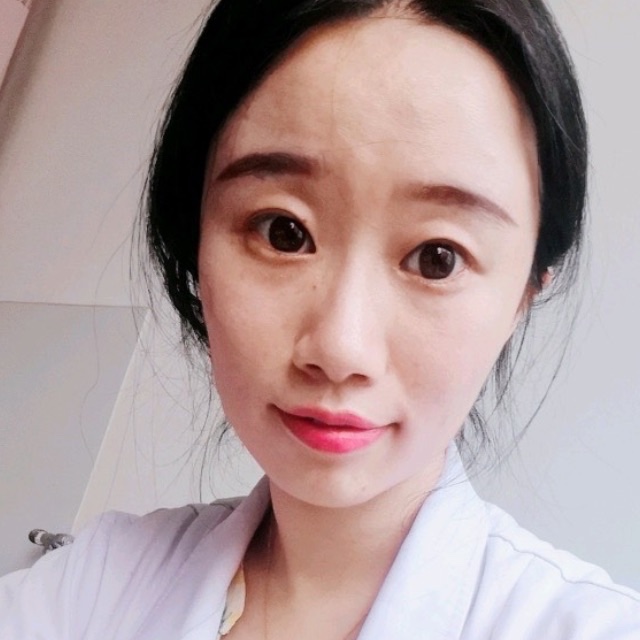 董妍伶
