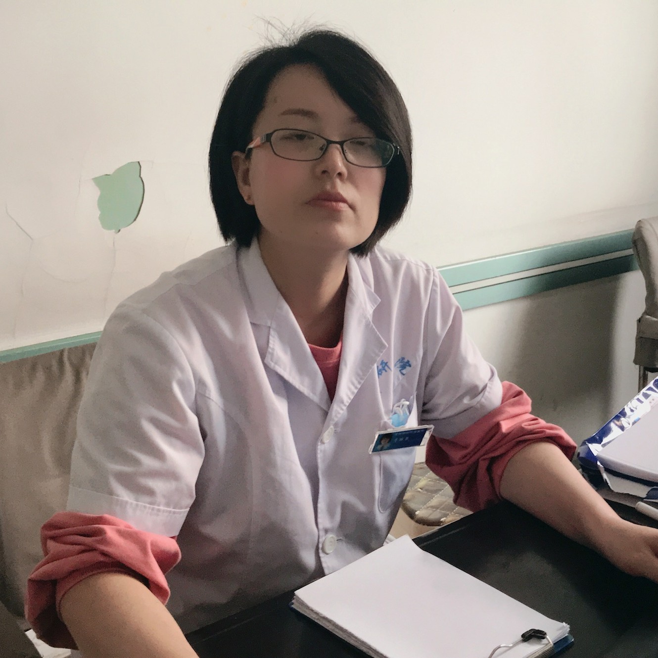 牛丽琴