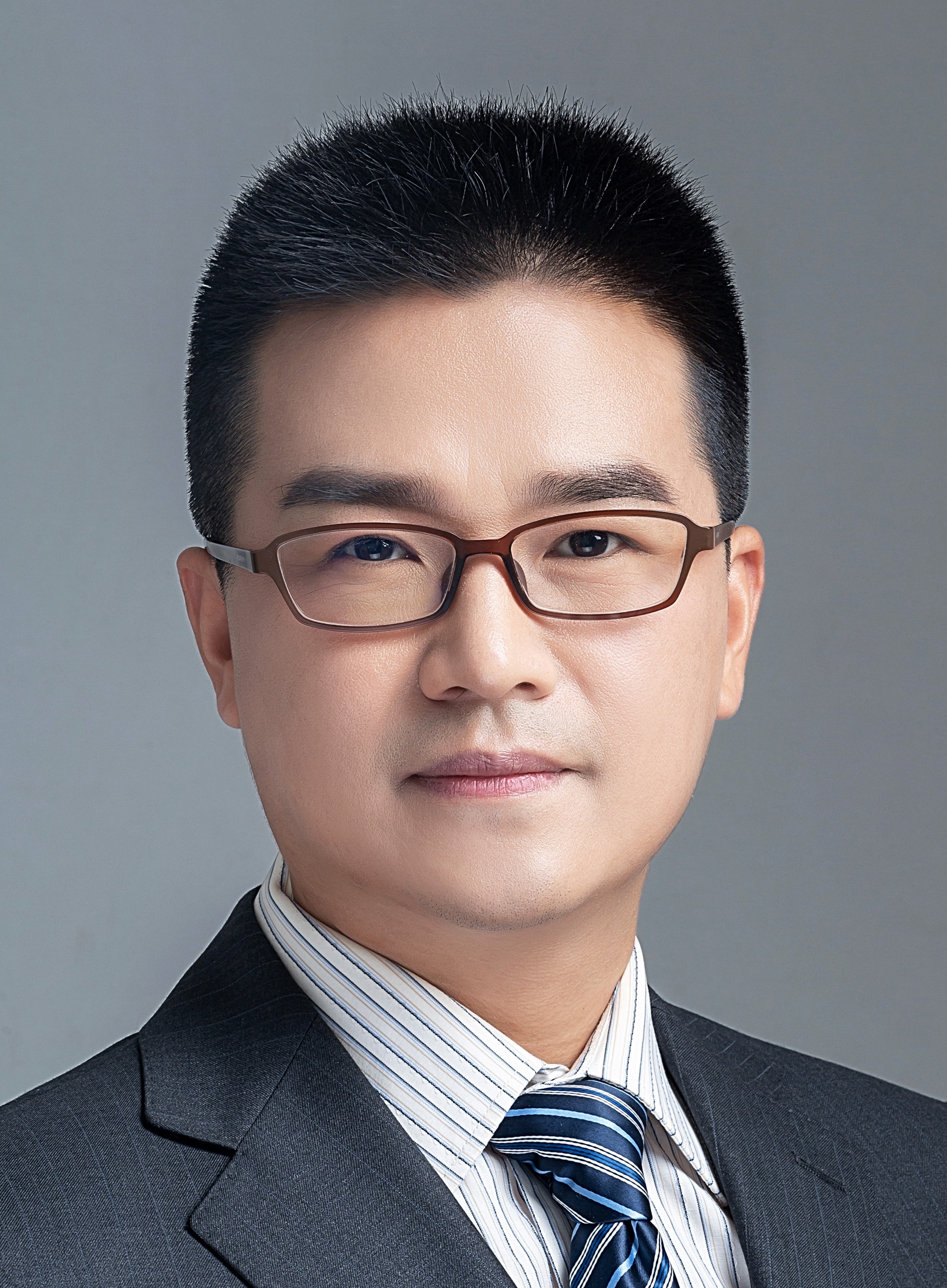杨帆