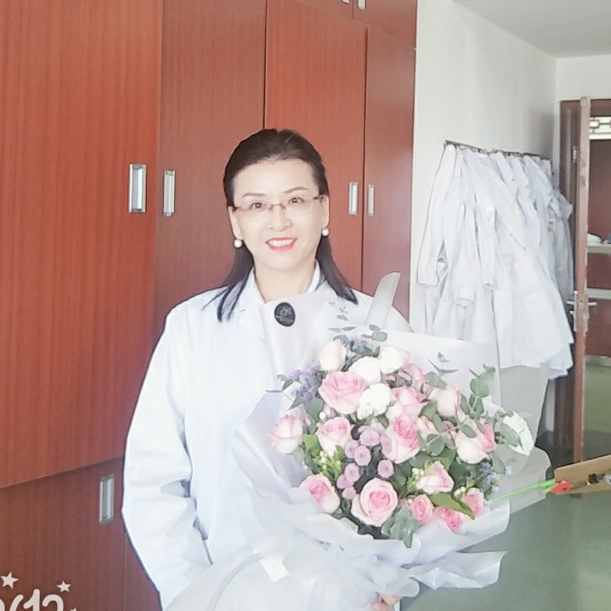 李映霞