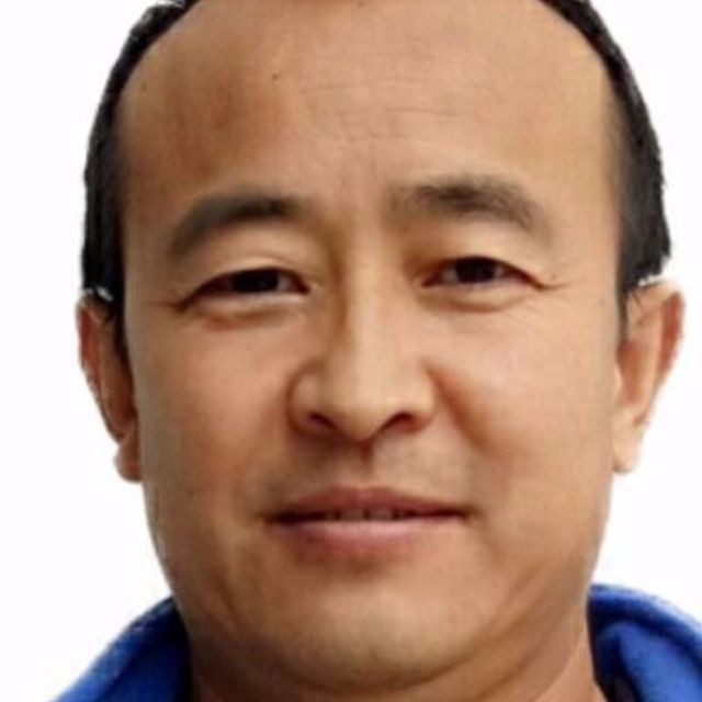 蒙占权