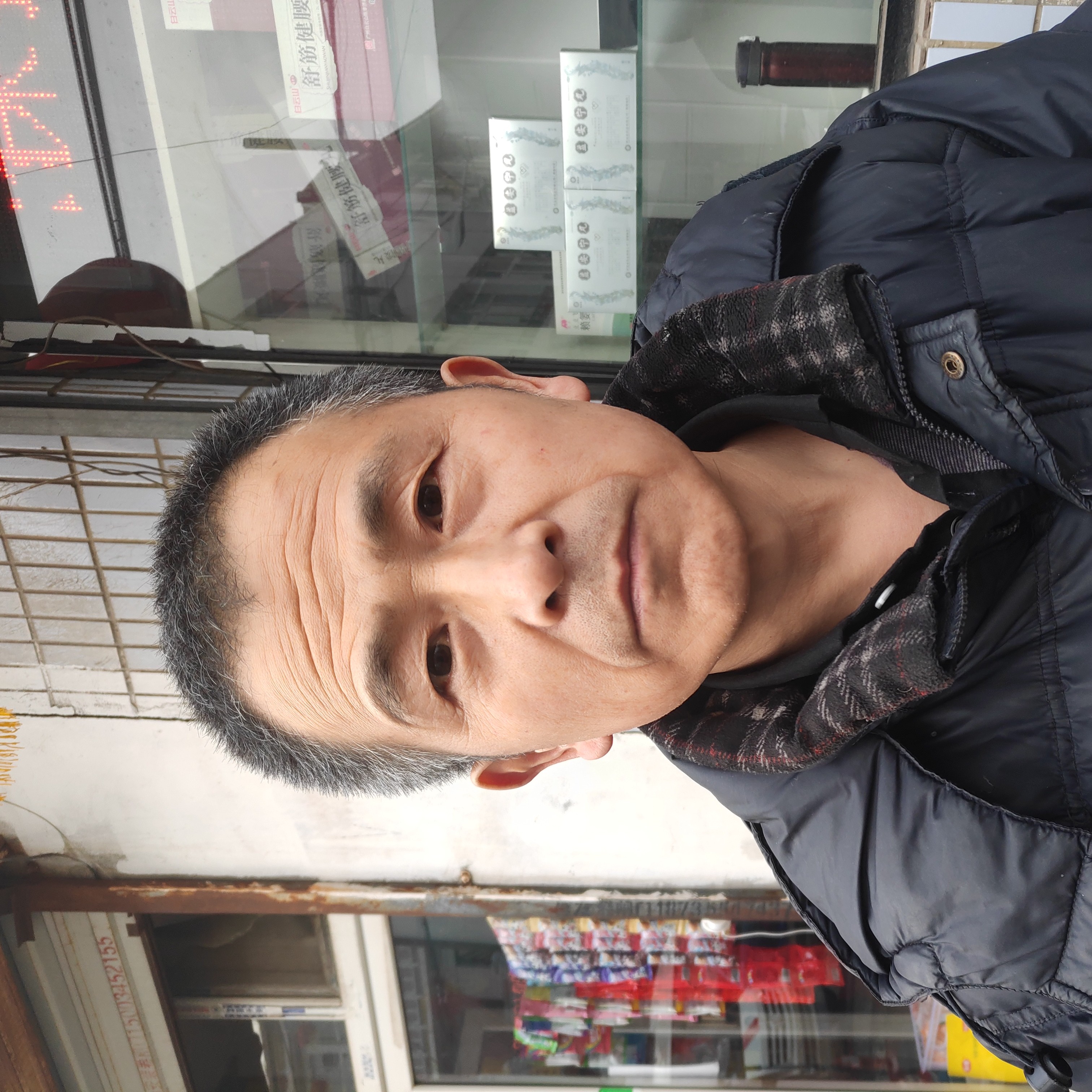 王亮平