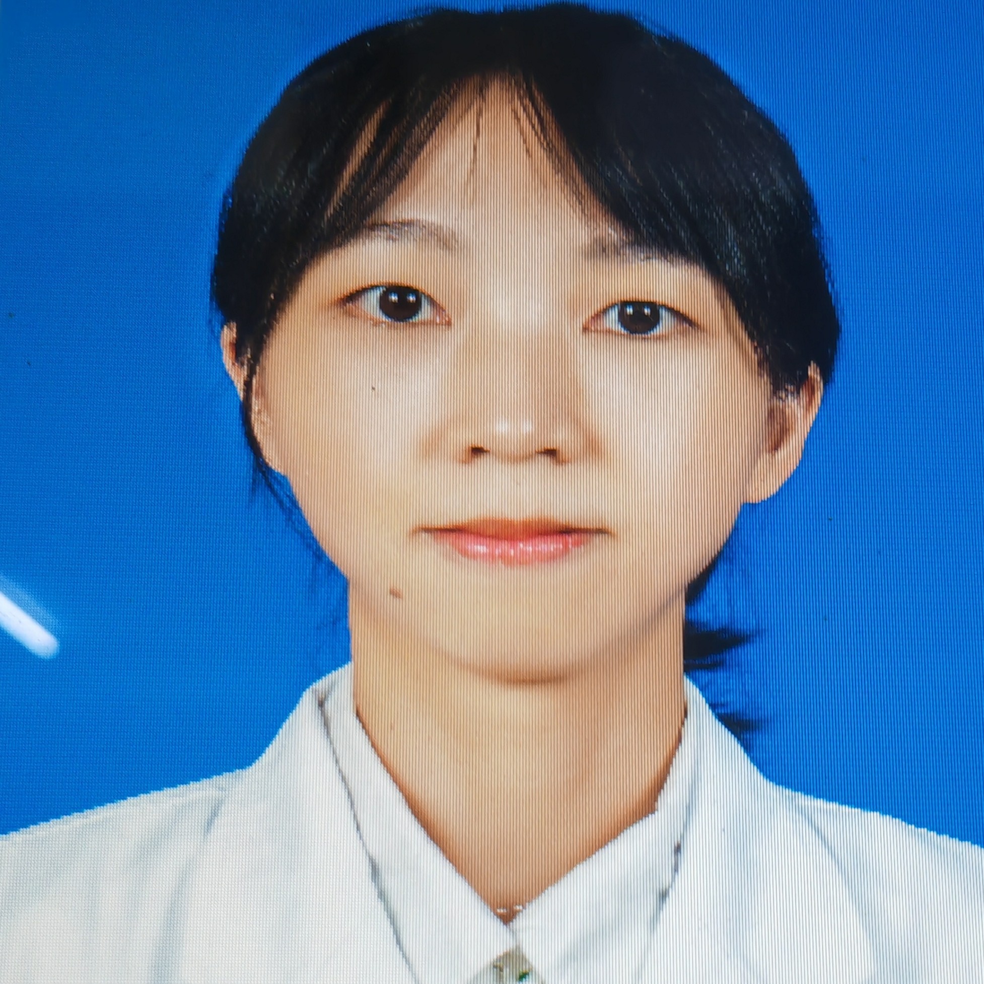 李华静