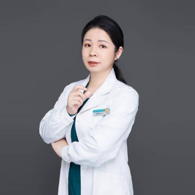 唐丽群
