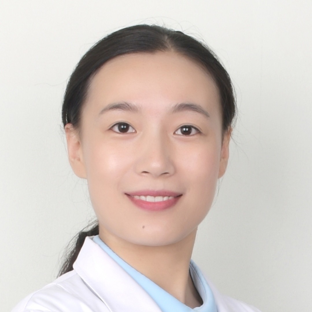 何菲