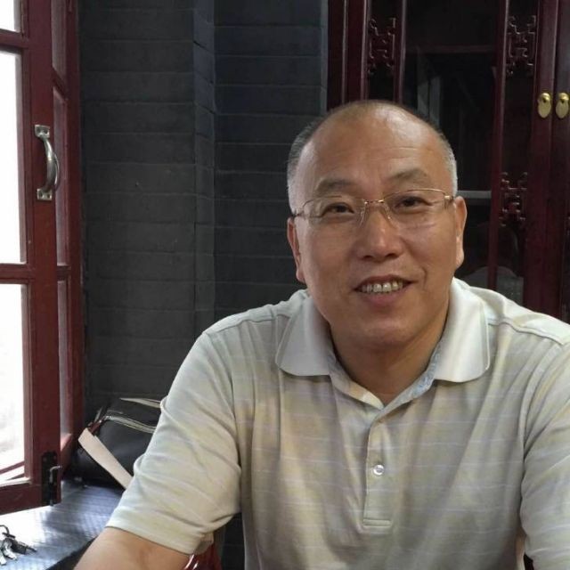 曹志群