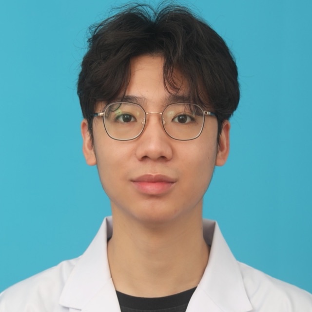 龙楚文
