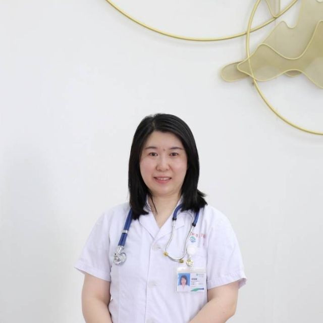 何妮娜