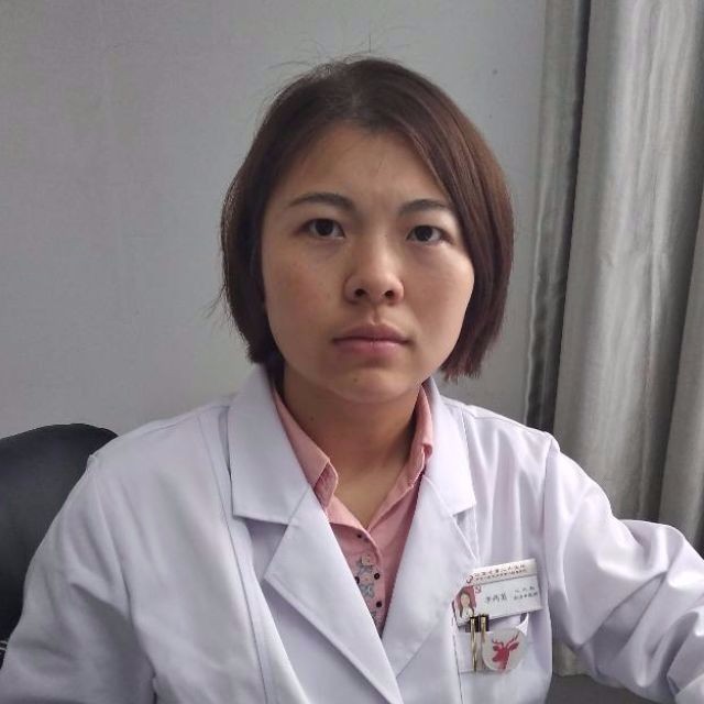 李伟英