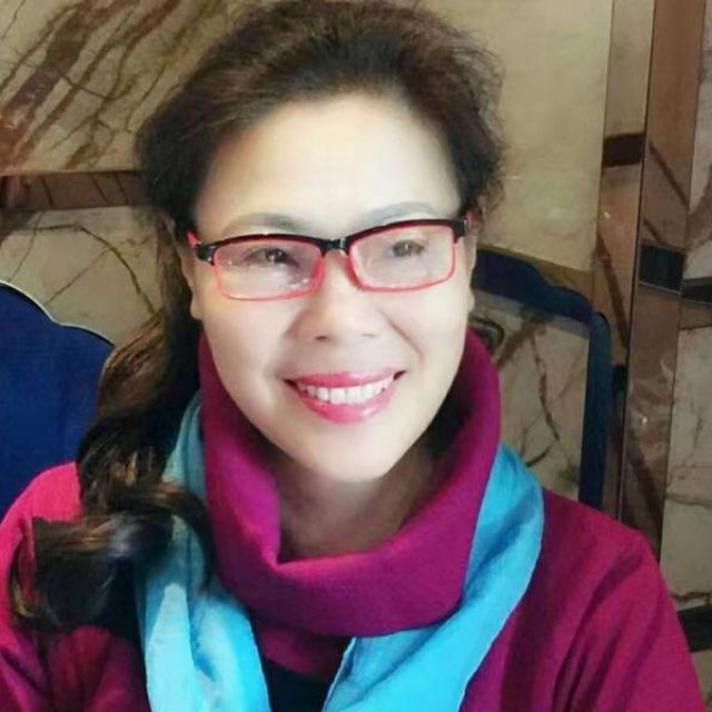 张丽君