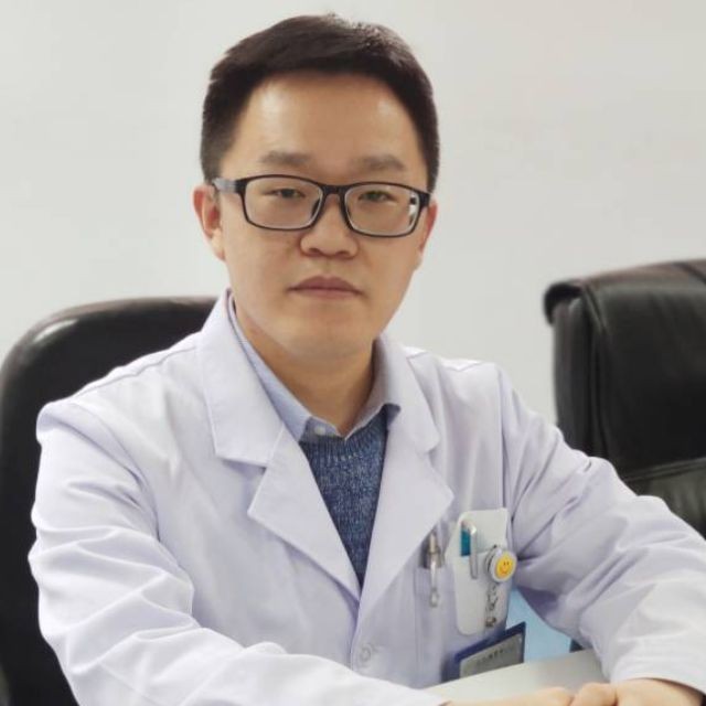 李鑫