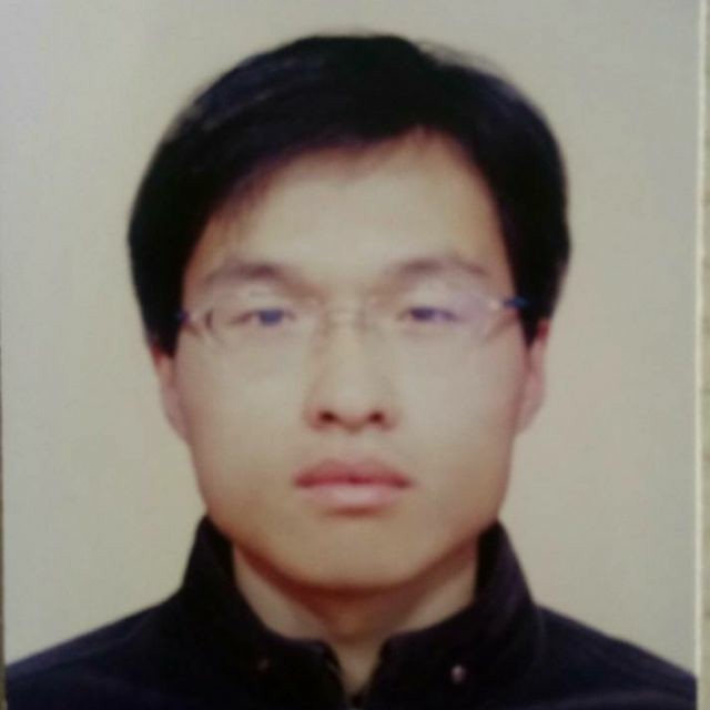 闫成秋