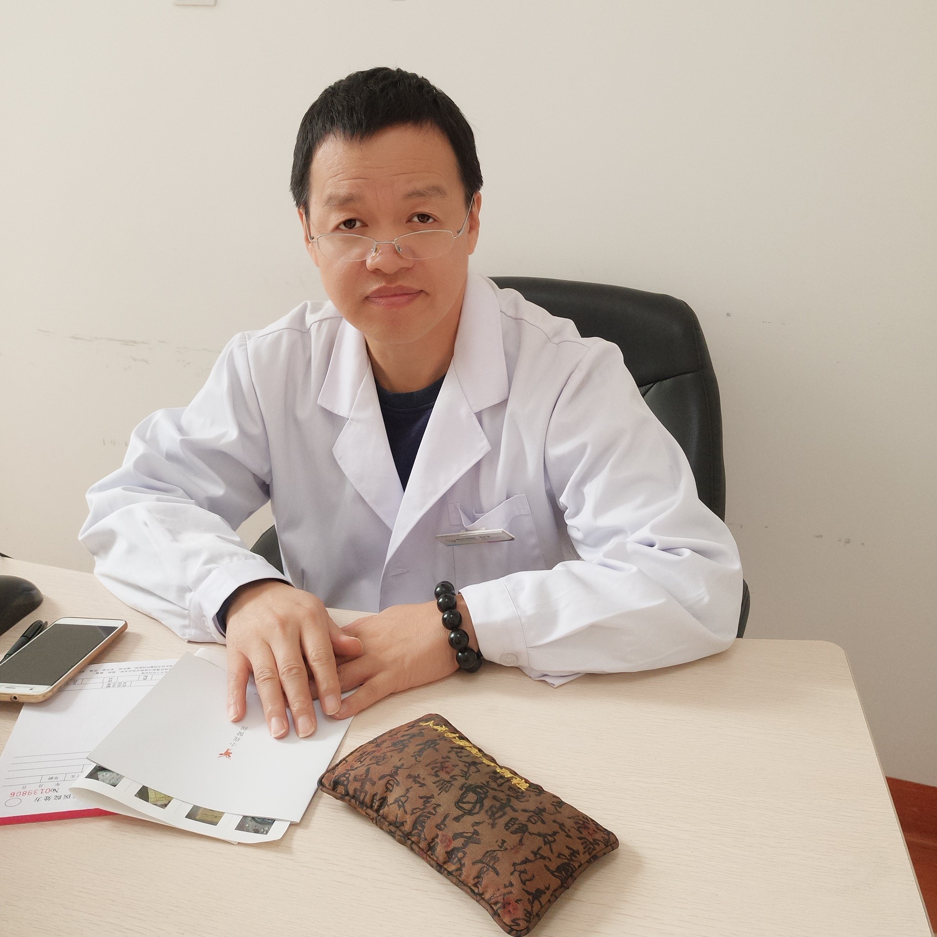 杨洪波
