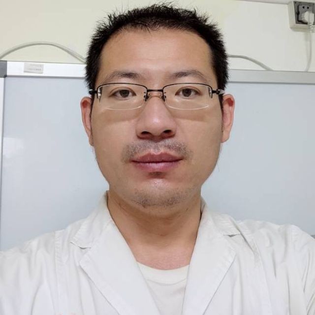 辛亮