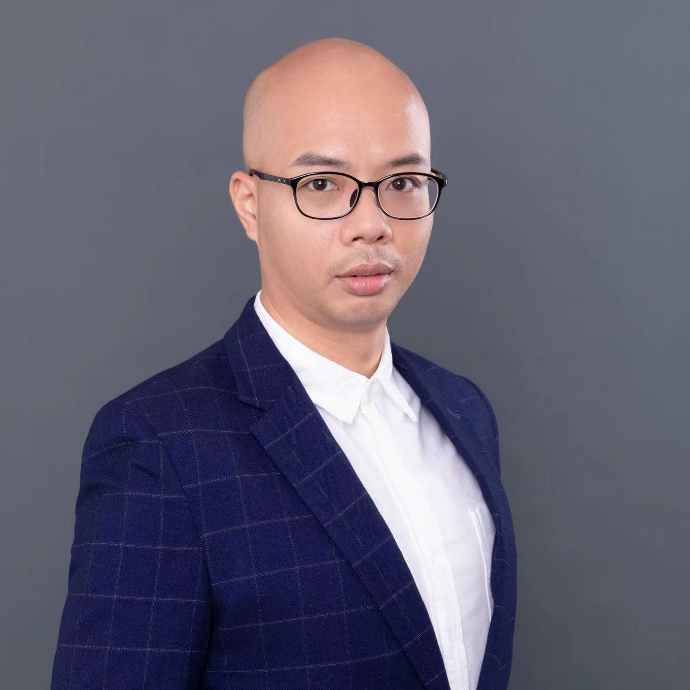 李嘉