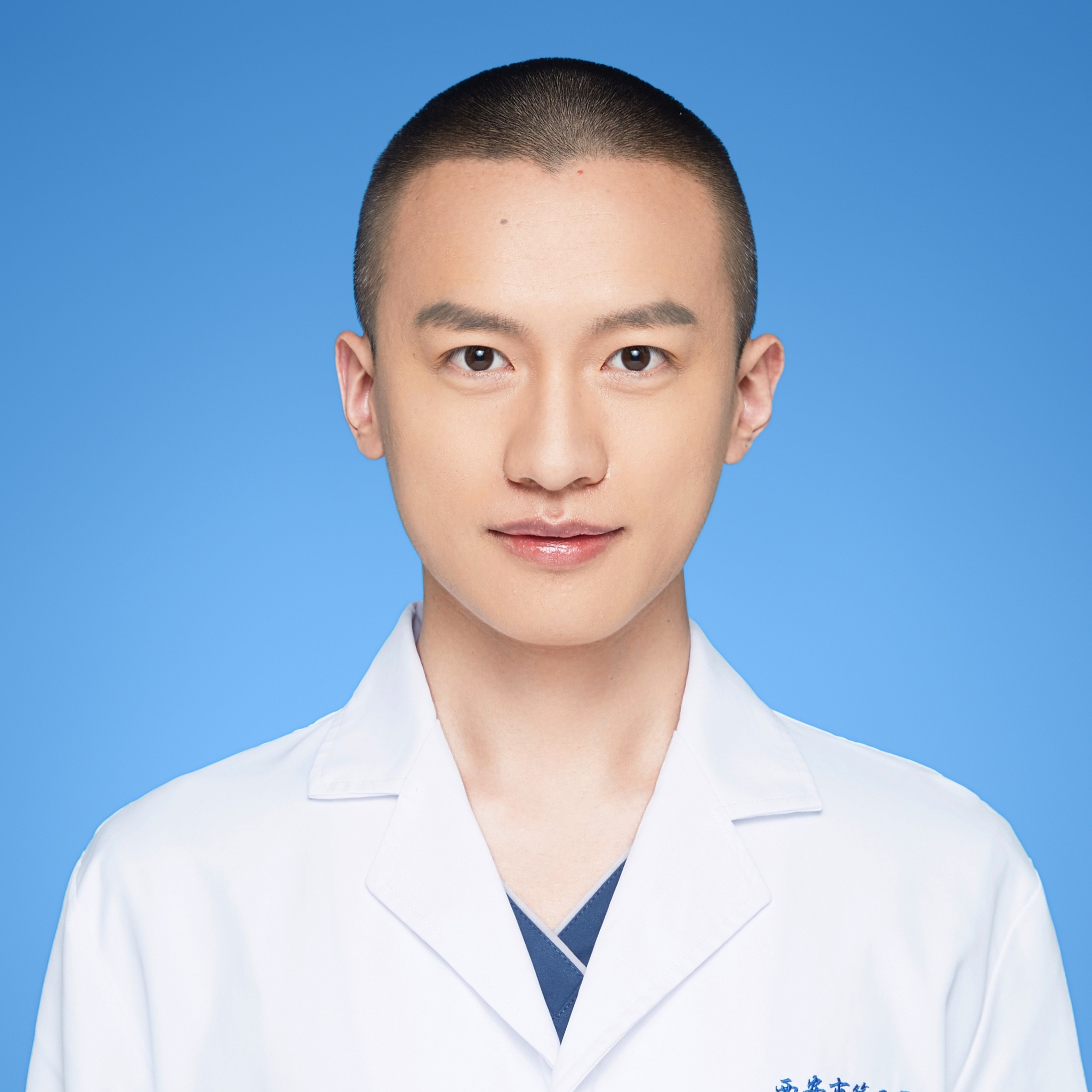 杨高雄