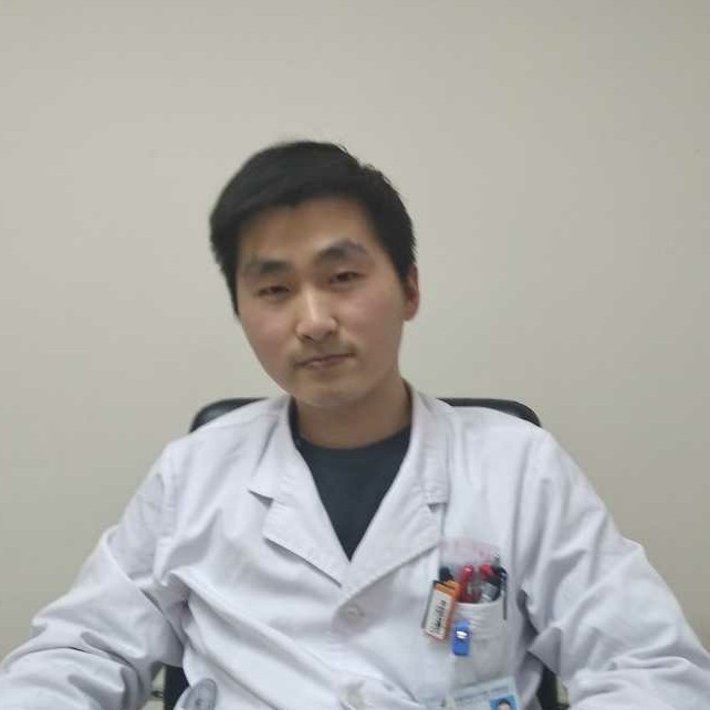 于建伟