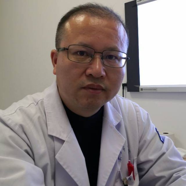 李素明