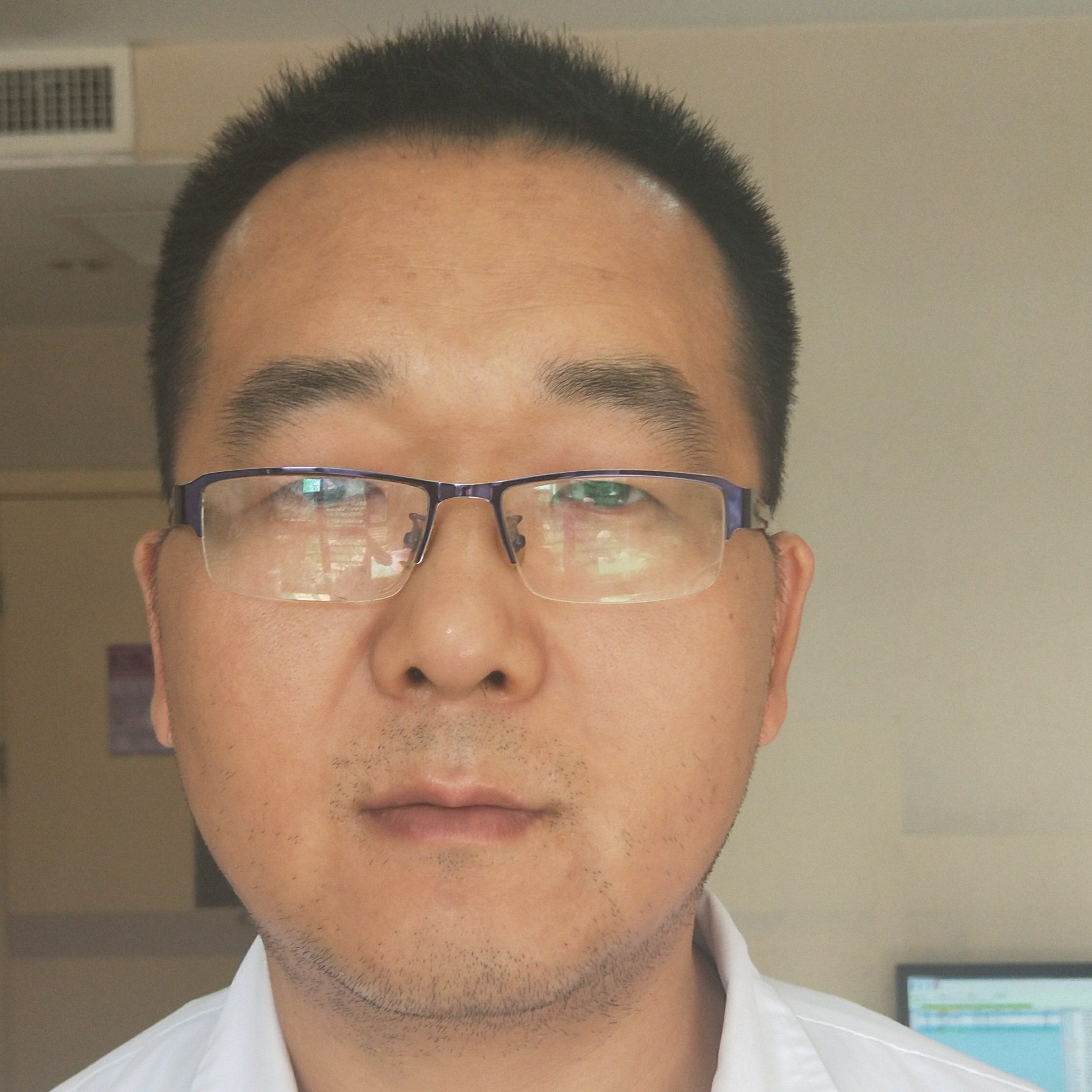 魏东