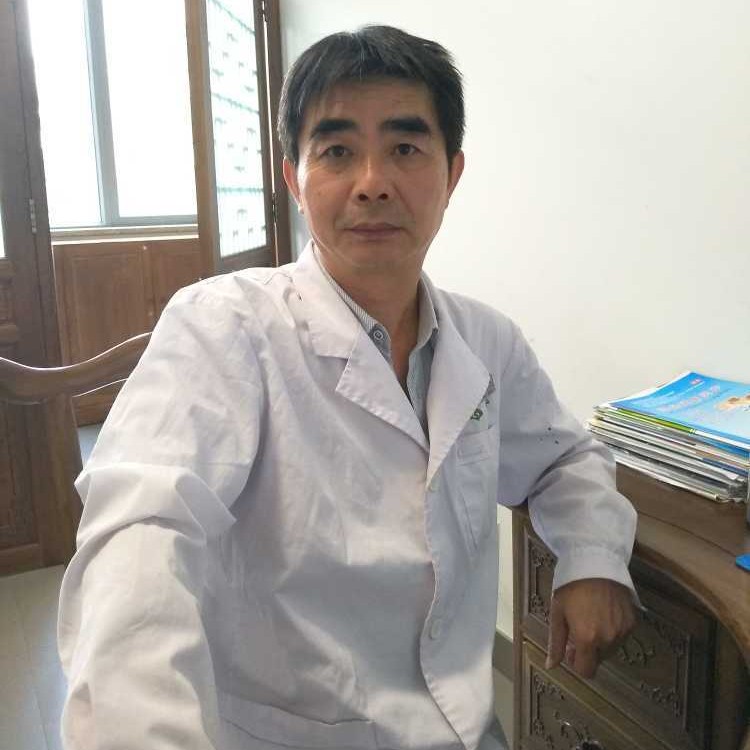 肖振君