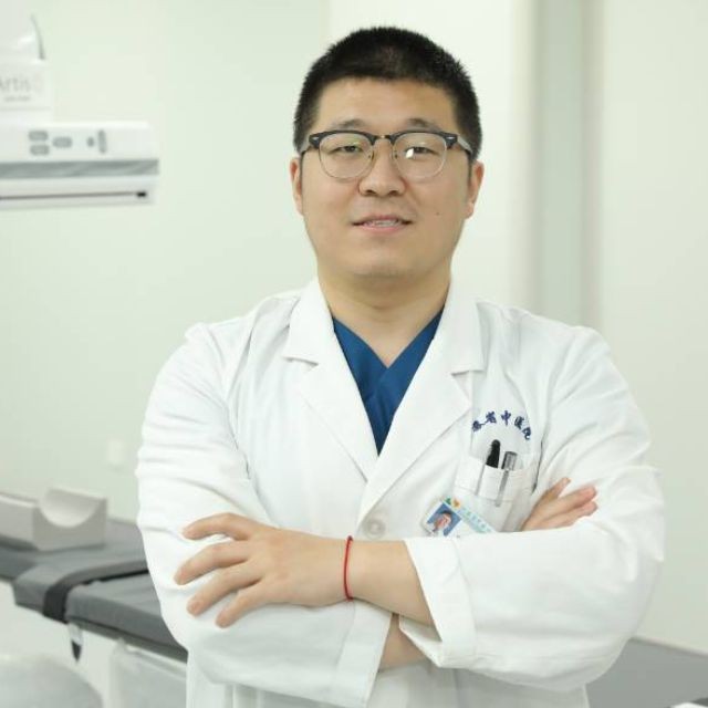 唐晓刚
