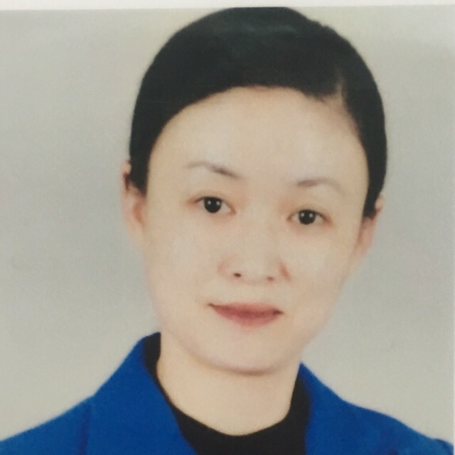 李莹