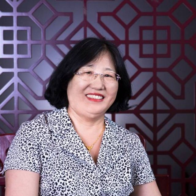 陈筱云