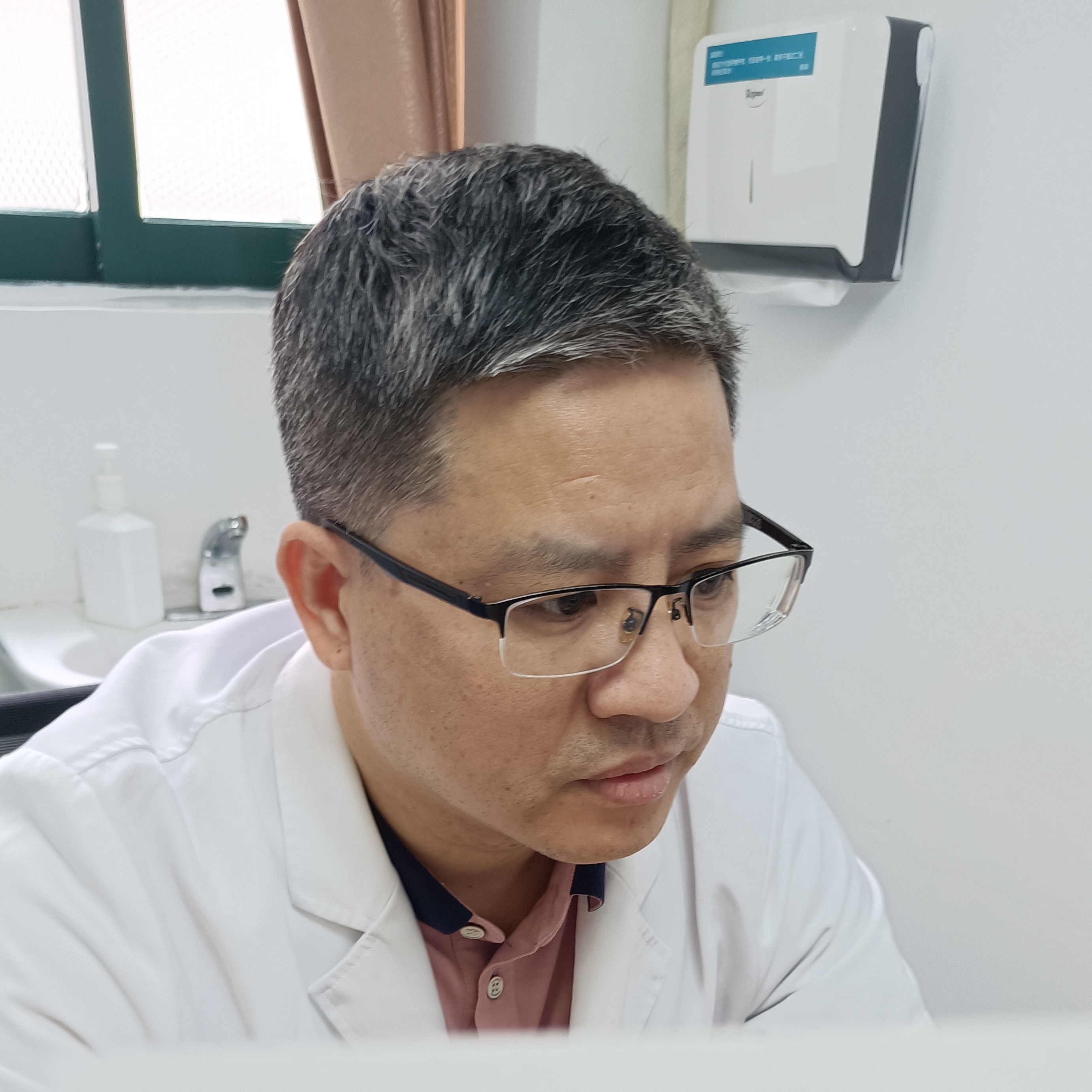 涂大华