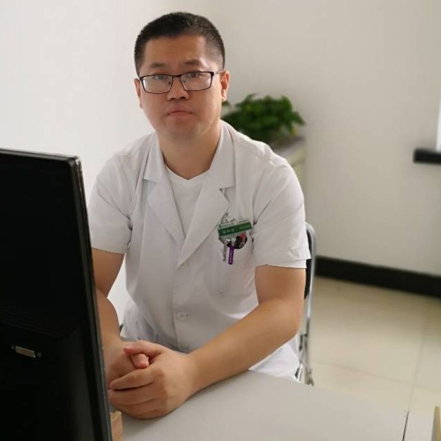 张怡清