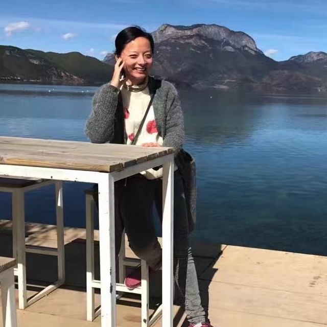 赵婧