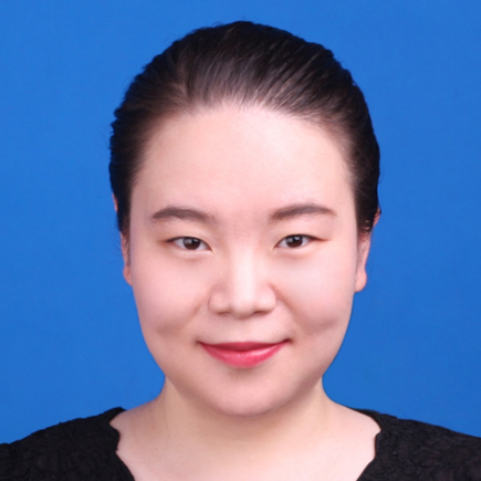 王李雯