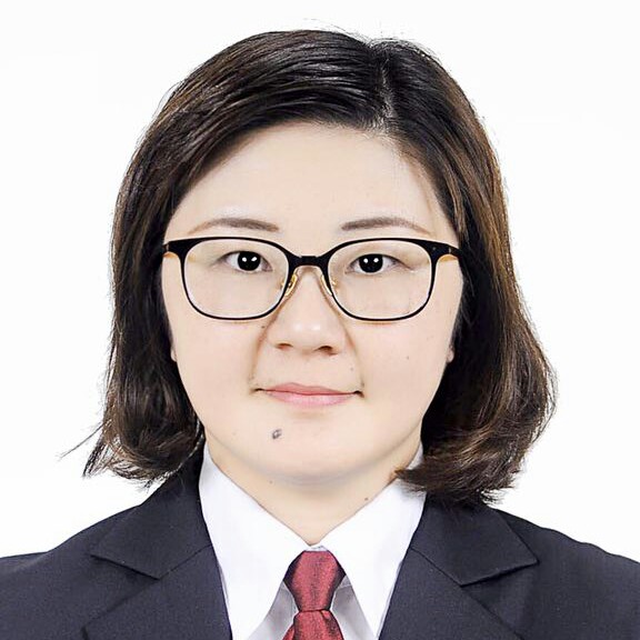 黄昉萌